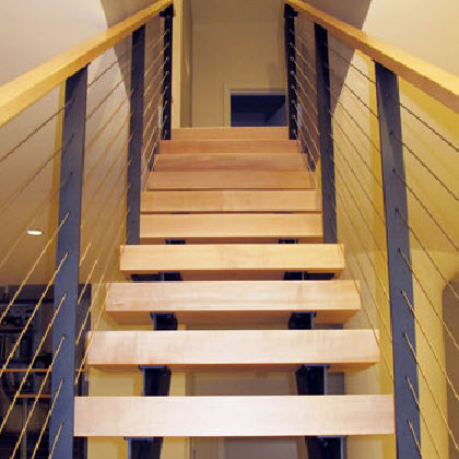 Narrow double stringer stairs