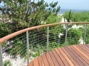 Curved ipe deck with the Ithaca style railing