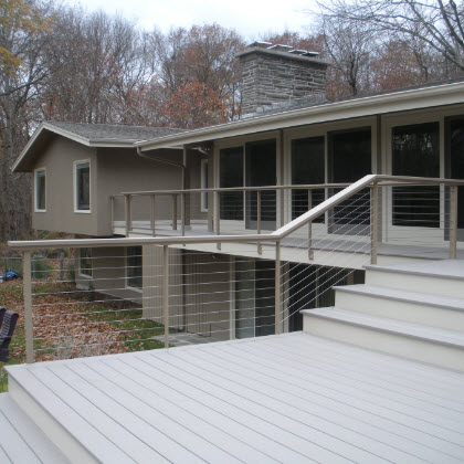 Modern Deck Railing – Essex, Connecticut