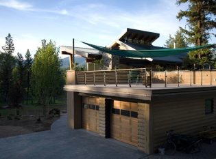 Large deck over garage with sail shades (2)