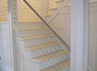 Round stainless steel handrail and cable