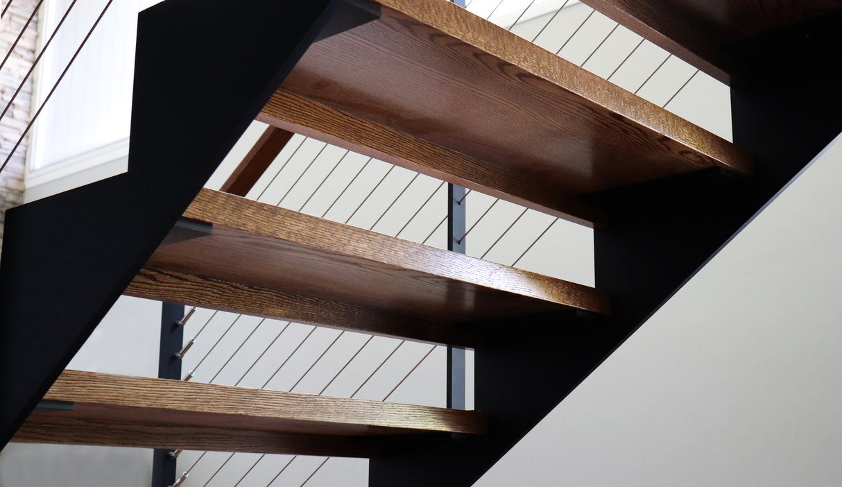 Wood tread floating staircase