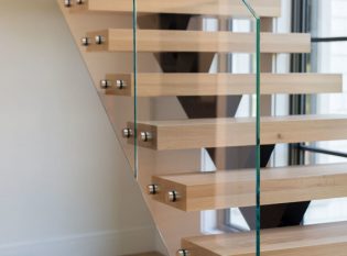 Glass railing for stairs