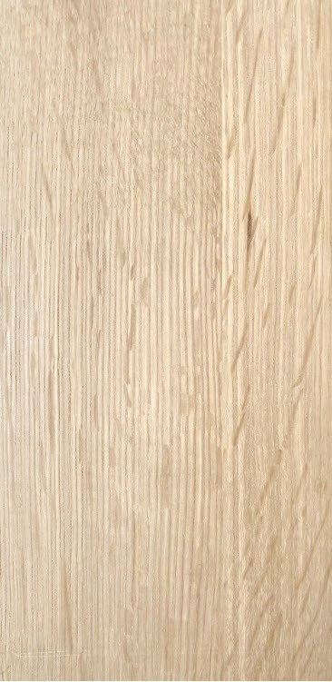 Oak Board showing quarter sawn grain