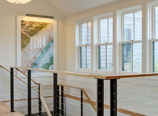 Open stairwell with custom cable railing system