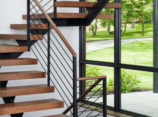 Horizontal Slat Steel Railing Modern Stair Handrail 