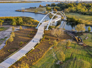 North Charleston walkway bridge with curved railing system