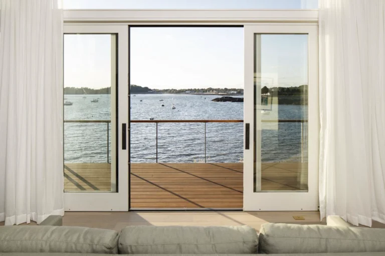 Cable railing on deck overlooking North Shore harbor