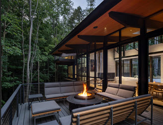 Buchanan, MI Modern Horizontal Cable Railing For Interior and Exterior Spaces